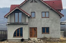 Casa Individuala, 230 mp, 2900 mp teren, 15 km de Bistrita 2900 mp teren