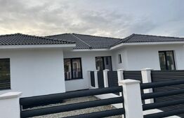 Duplex de vanzare, 110 mp, finisat, pe strada Aerodromului