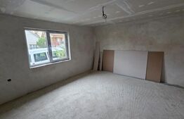 Casa pe un nivel, 80 mp, toate utilitatile, in Bistrita