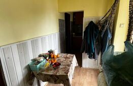 Apartament la casa,cu 5 camere, 89 mp, in zona centrala