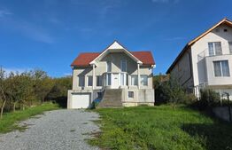 Casa de vanzare, cu 4 dormitoare si 10 arii teren, zona Unirea