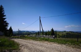 Teren extravilan 28 ari,zona Piatra Fantanele