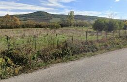 Teren intravilan 11 ari, pentru constructie casa, sat Chirales