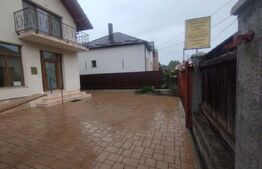 Casa 270 mp+teren 322 mp, 6 camere+cabinet stomatologic-zona Centrala 