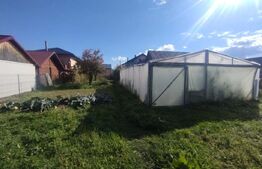 Casa cu 3 camere, 90 mp, zona Beclenut