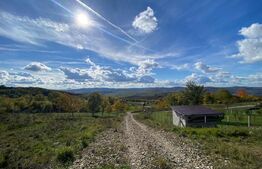 Teren 10 ari, Valea Budacului – priveliște superbă, zonă de cabane