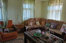 Casa 3 camere, 143 mp, comuna Chiuza, 36 ari teren