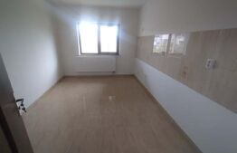 Casa de 140 mp, pe 2 nivele, 4 camere, oras Beclean