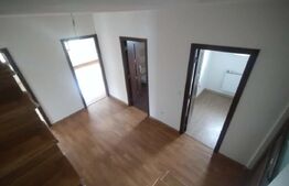 Casa de 140 mp, pe 2 nivele, 4 camere, oras Beclean