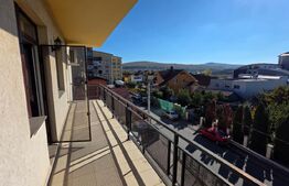 Apartament 110 mp, 3 camere cu parcare si boxa, Calea Moldovei