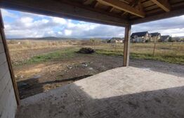 Casa cu 4 camere, 153 mp utili, teren 1000 mp extravilan, utilitati, zona Jelna