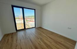 Apartament 3 camere, finisat lux, bloc nou, zona de Sud