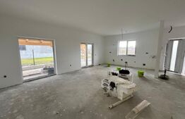 Casa individuala cu 5 ari teren, semifinisata, zona Aerodrom Unirea