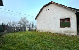 Casă și teren în Buduș, la 7 km de Bistrița