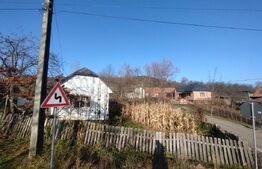 Casa 2 camere 70mp,+teren intravilan 1646 mp,zona Comunei Sintereag