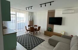 Închiriez apartament 3 camere, finisat și utilat, în zona centrală