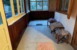 VAND CASA DE VACANTA LA COLIBITA, CU VEDERE SPRE LAC