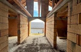 VAND CASA SI TEREN IN ARCALIA, CU TOATE UTILITATILE SI 19 ARI DE TEREN 