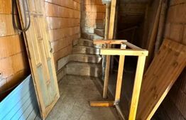 VAND CASA SI TEREN IN ARCALIA, CU TOATE UTILITATILE SI 19 ARI DE TEREN 