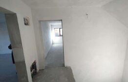 Casa 5 camere,2 nivele,150 mp,1500 mp de teren,zona Dealu Jelnei