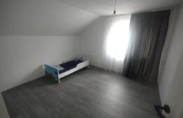 Casa pe 2 nivele, cu 5 camere si 140 mp + teren 850 mp oras, Beclean-Romfulda