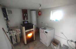 Casa pe 2 nivele, cu 5 camere si 140 mp + teren 850 mp oras, Beclean-Romfulda