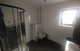 Casa pe 2 nivele, cu 5 camere si 140 mp + teren 850 mp oras, Beclean-Romfulda