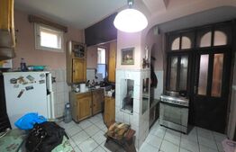 Casa, zona ultracentrala – ideala pentru locuinta sau activitate profesionala