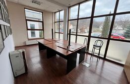 Birou 21 mp cu parcare si spatii comune, zona Centura
