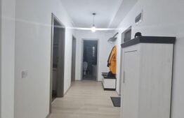 Apartament cu 3 camere,79mp,etaj 2,zona Centura