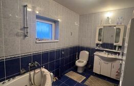 Casa pe 2 nivele, aproape de natura, pe 7.5 ar