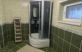 Casa pe 2 nivele, aproape de natura, pe 7.5 ar