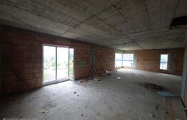 Casa 118 mp, 6 ari teren, zona Subcetate