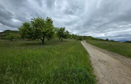 Teren intravilan, toate utilitatile, 9 ari intravilan, zona Unirea 