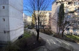 Apartament 2 dormitoare, etaj 1,  Decebal, loc de parcare