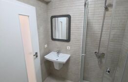 Apartament  77 mp utili – locuință, cabinet, spatiu comercial