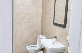 Apartament  77 mp utili – locuință, cabinet, spatiu comercial