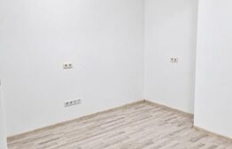 Apartament  77 mp utili – locuință, cabinet, spatiu comercial