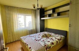 Apartament 2 camere, decomandat, etaj 2, zona Stefan Cel Mare