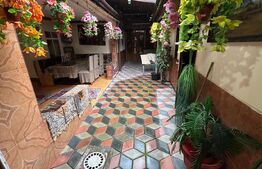 Proprietate versatilă, 4 incaperi, 300 mp, în zona centrală