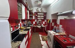 Proprietate versatilă, 4 incaperi, 300 mp, în zona centrală