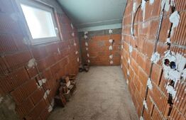 Casa semifinisata de vanzare - Jelna