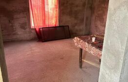 Casa 5 camere, 10 ari - Josenii Bargaului