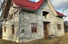 Casa 5 camere, 10 ari - Josenii Bargaului