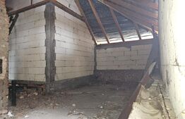 Spatiu Comercial + Apartament de vanzare Comuna Romuli