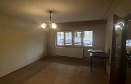 Se vinde apartament cu o cameră, cu suprafața de 35 mp, situat lângă Parcul Mare