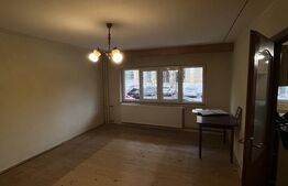 Se vinde apartament cu o cameră, cu suprafața de 35 mp, situat lângă Parcul Mare