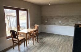 Casa P+E la rosu, teren de 71 ari, Salva