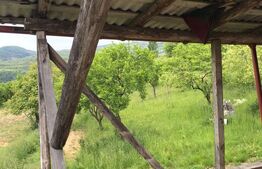 Casa P+E la rosu, teren de 71 ari, Salva