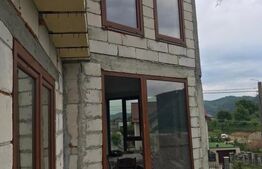 Casa P+E la rosu, teren de 71 ari, Salva